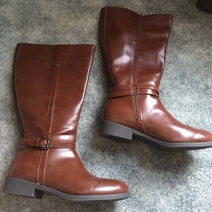 Women’s Knee High Brown Boots Size 12w